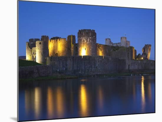 Caerphilly Castle, Mid Glamorgan, Wales, United Kingdom, Europe-Billy Stock-Mounted Photographic Print