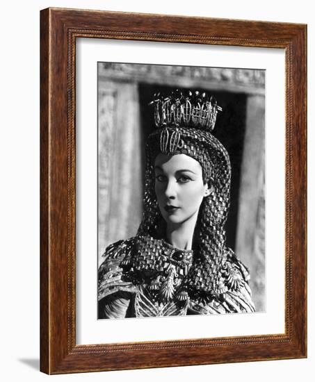 CAESAR AND CLEOPATRA, 1945-null-Framed Photo