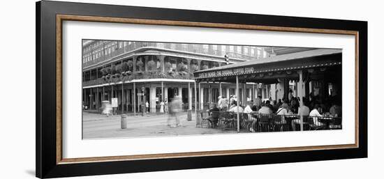 Cafe Du Monde French Quarter New Orleans La-null-Framed Photographic Print