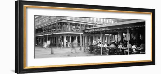 Cafe Du Monde French Quarter New Orleans La-null-Framed Photographic Print