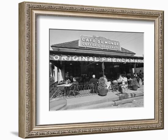 Cafe Du Monde-null-Framed Photographic Print