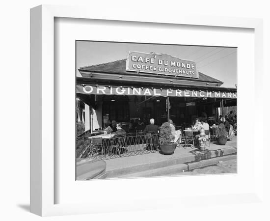 Cafe Du Monde-null-Framed Photographic Print