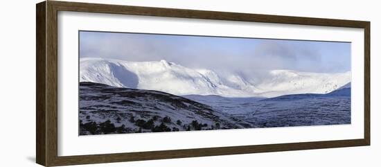 Cairngorms Plateaux, Scotland-Duncan Shaw-Framed Photographic Print
