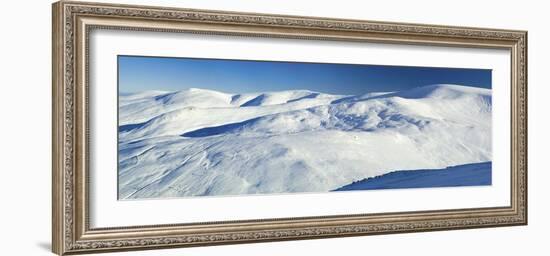 Cairnwell Ski Centre, Scotland-Duncan Shaw-Framed Photographic Print