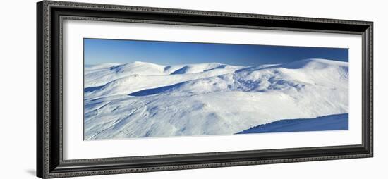 Cairnwell Ski Centre, Scotland-Duncan Shaw-Framed Photographic Print