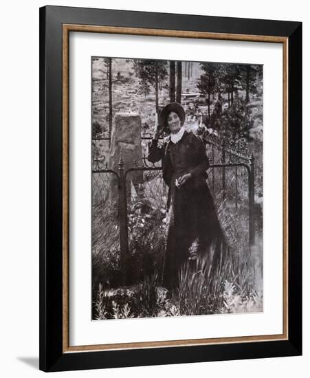 Calamity Jane at the Grave of Buffalo Bill in 1900-null-Framed Photo