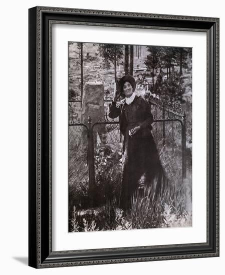 Calamity Jane at the Grave of Buffalo Bill in 1900-null-Framed Photo