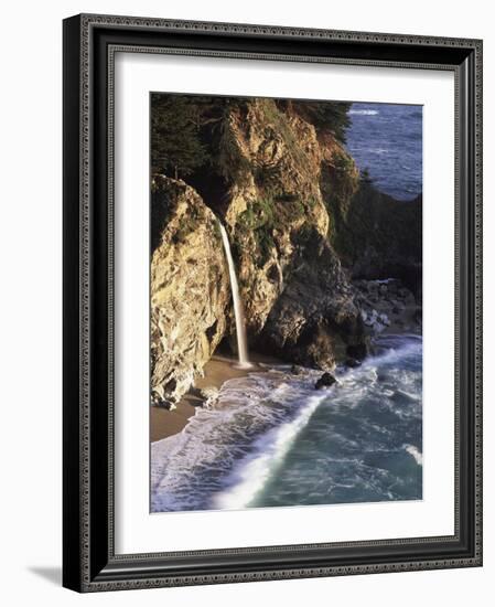California, Big Sur Coast, Julia Pfeiffer Burns Sp, Mcway Falls-Christopher Talbot Frank-Framed Photographic Print
