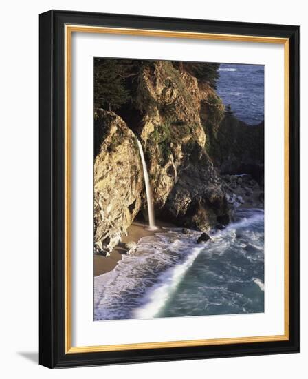 California, Big Sur Coast, Julia Pfeiffer Burns Sp, Mcway Falls-Christopher Talbot Frank-Framed Photographic Print