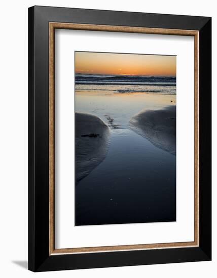 California, Carpinteria, Santa Barbara Channel, Beach at Low Tide-Alison Jones-Framed Photographic Print