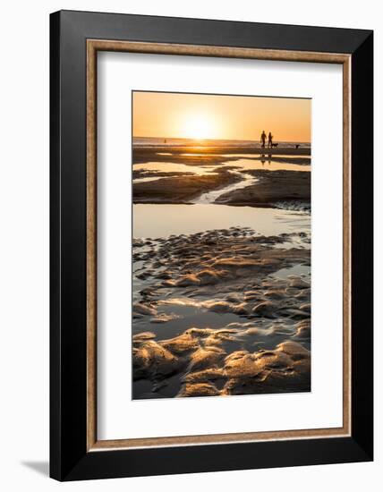 California, Carpinteria, Santa Barbara Channel, Beach at Low Tide-Alison Jones-Framed Photographic Print