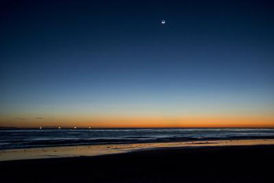 'California, Carpinteria, Santa Barbara Channel, Beach at ...