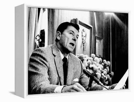 California Gov Ronald Reagan Speaking with Newsmen, Jan 3, 1971-null-Framed Stretched Canvas