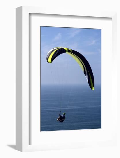 California, San Diego. Hang Glider Flying at Torrey Pines Gliderport-Steve Ross-Framed Photographic Print