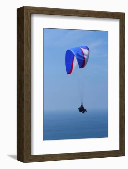 California, San Diego. Hang Glider Flying at Torrey Pines Gliderport-Steve Ross-Framed Photographic Print