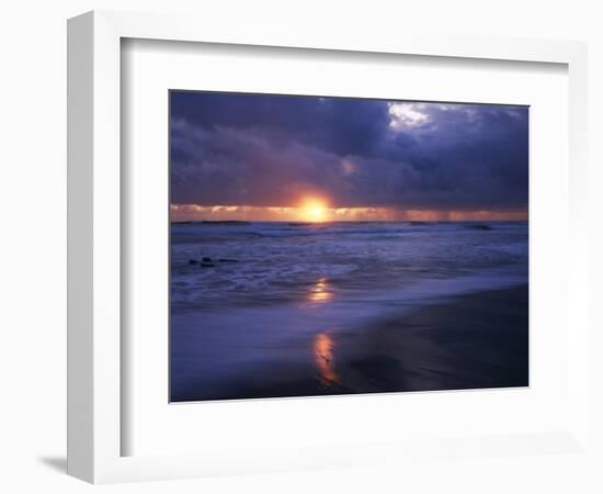 California, San Diego, Sunset Cliffs, Sunset over a Beach and Waves-Christopher Talbot Frank-Framed Photographic Print