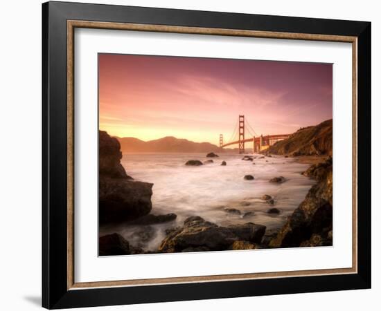 California, San Francisco, Golden Gate Bridge from Marshall Beach, USA-Alan Copson-Framed Photographic Print