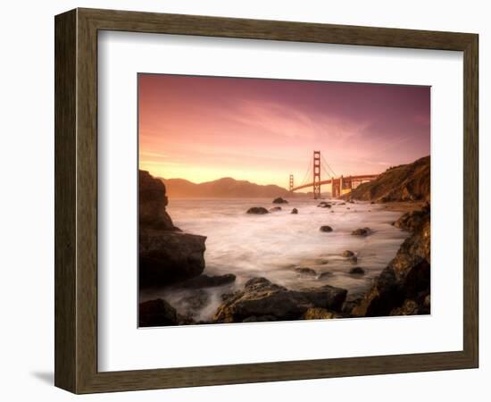 California, San Francisco, Golden Gate Bridge from Marshall Beach, USA-Alan Copson-Framed Photographic Print