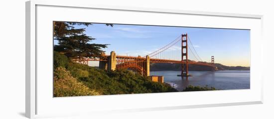 California, San Francisco, Golden Gate Bridge-null-Framed Photographic Print