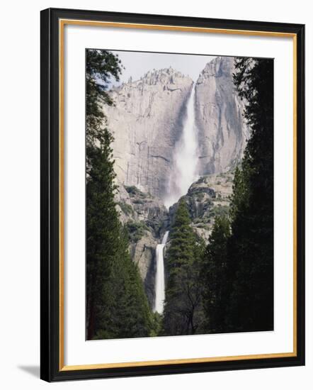 California, Sierra Nevada Mts, Yosemite National Park, Yosemite Falls-Christopher Talbot Frank-Framed Photographic Print
