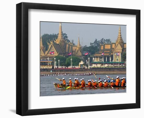 Cambodian Racers Row Their Wooden Boat-Heng Sinith-Framed Photographic Print