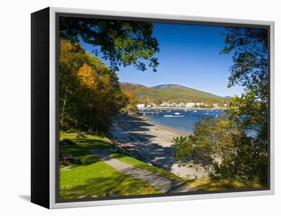 Camden, Maine, New England, United States of America, North America-Alan Copson-Framed Premier Image Canvas