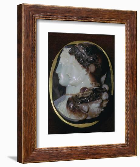 Cameo of the Egyptian ruler Ptolemy II and his wife, 3rd century BC Artist: Unknown-Unknown-Framed Giclee Print