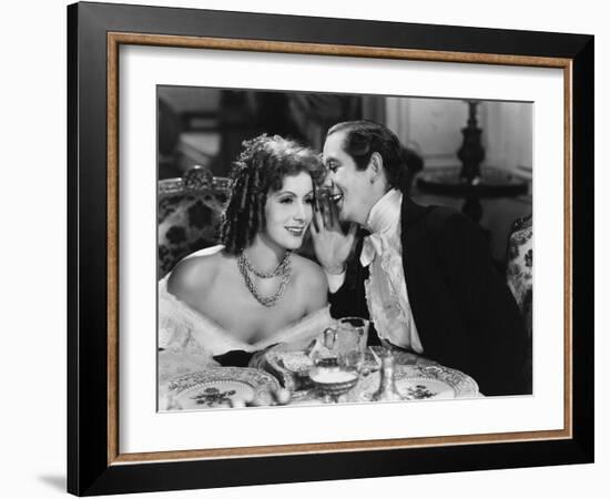 Camille by George Cukor, based on a novel by Alexandre Dumas son, with Greta Garbo, Henry Daniell, -null-Framed Photo