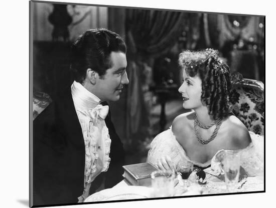 Camille by George Cukor, based on a novel by Alexandre Dumas son, with Robert Taylor, Greta Garbo, -null-Mounted Photo