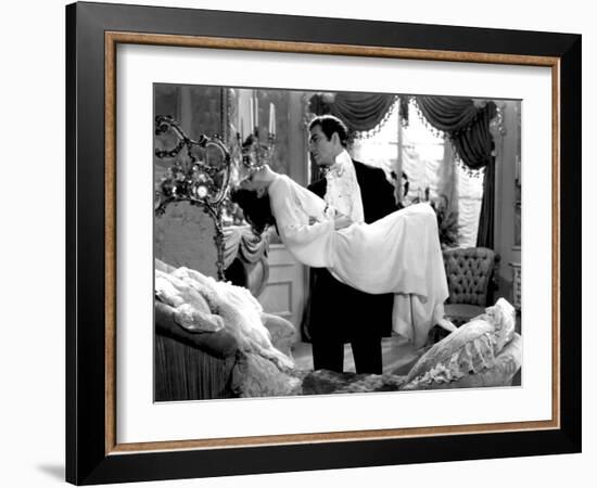 Camille, Greta Garbo, Robert Taylor, 1936-null-Framed Photo