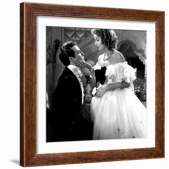 Camille, Robert Taylor, Greta Garbo, 1936-null-Framed Photo