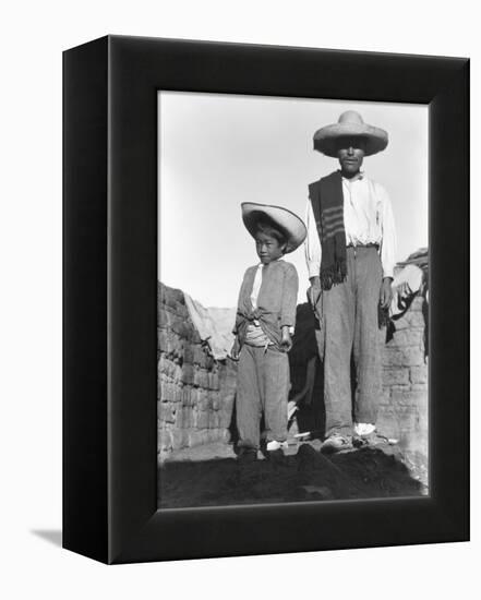 Campesino and Son, State of Veracruz, Mexico, 1927-Tina Modotti-Framed Premier Image Canvas