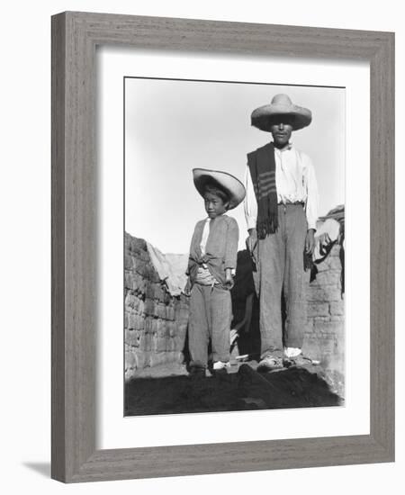 Campesino and Son, State of Veracruz, Mexico, 1927-Tina Modotti-Framed Giclee Print