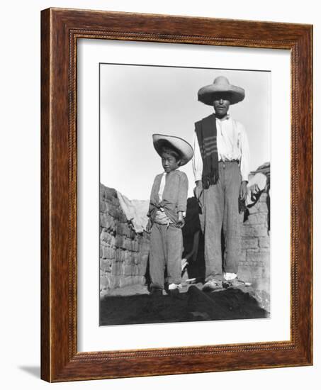 Campesino and Son, State of Veracruz, Mexico, 1927-Tina Modotti-Framed Giclee Print