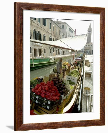 Canalside Vegetable Market Stall, Venice, Veneto, Italy-Ethel Davies-Framed Photographic Print