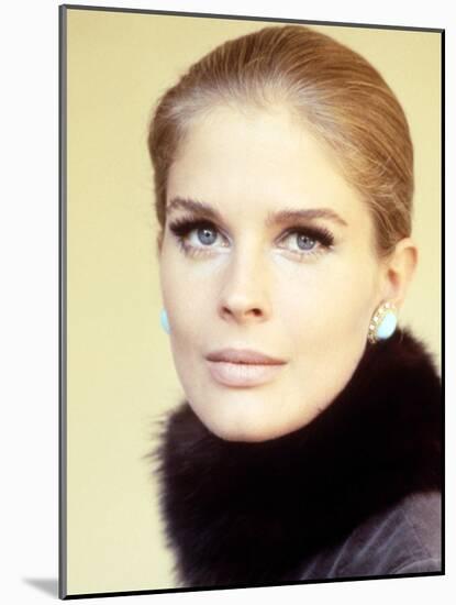 Candice Bergen-null-Mounted Photo