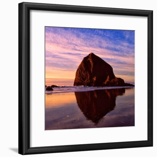 Cannon Beach IX-Ike Leahy-Framed Photographic Print