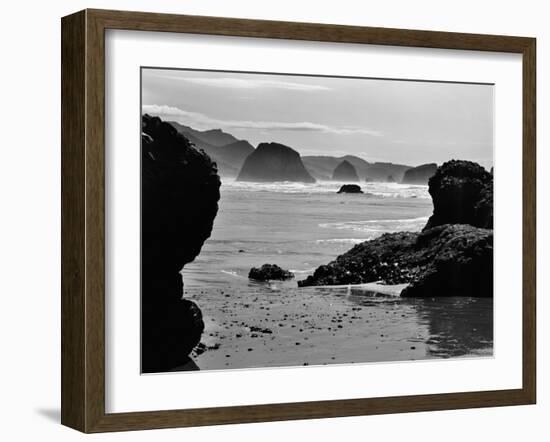 Canon Beach #2-Monte Nagler-Framed Photographic Print