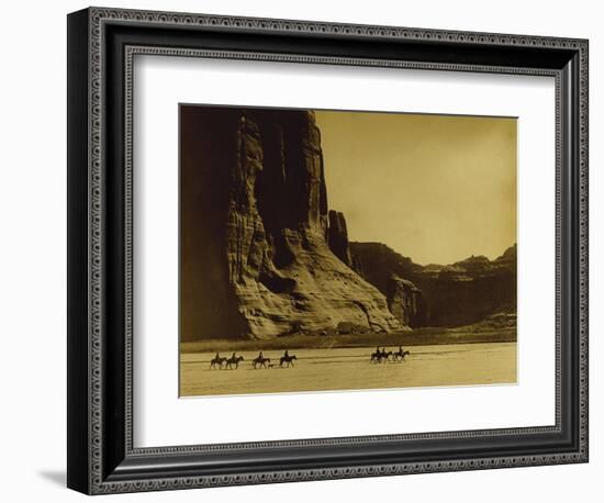 Canon De Chelly, Arizona, Navaho (Trail of Tears)-Edward S Curtis-Framed Premium Giclee Print