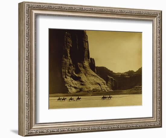 Canon De Chelly, Arizona, Navaho (Trail of Tears)-Edward S Curtis-Framed Giclee Print