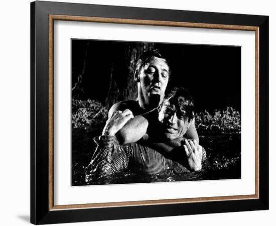 Cape Fear, Robert Mitchum, Gregory Peck, 1962-null-Framed Photo