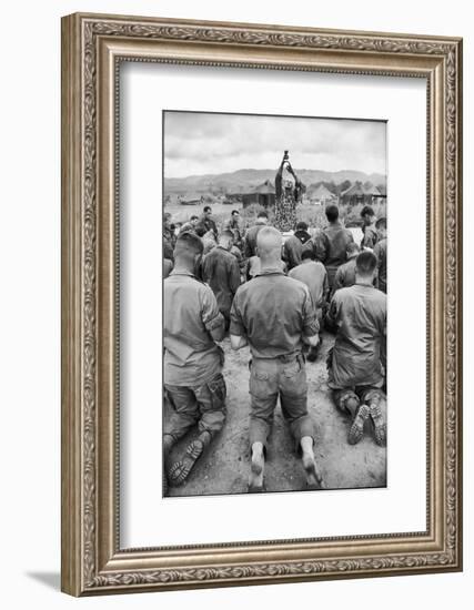 Capt. Bill Carpenter and Members of the 101st Airborne at Outdoor Catholic Mass, Vietnam, 1966-Larry Burrows-Framed Photographic Print