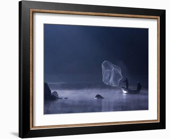 Capture the Light-Nunu Rizani-Framed Photographic Print