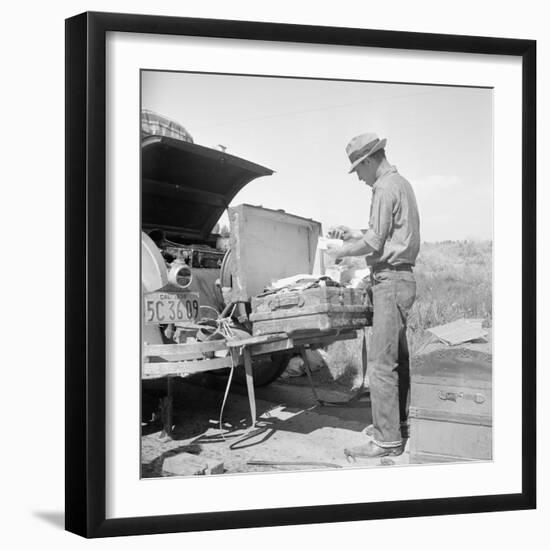 Car trouble on Highway 33, 1938-Dorothea Lange-Framed Photographic Print