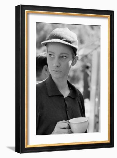 Carla Gravina in 5 Branded Women-Angelo Cozzi-Framed Giclee Print