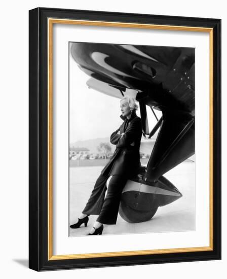 Carole Lombard, 1935-null-Framed Photo