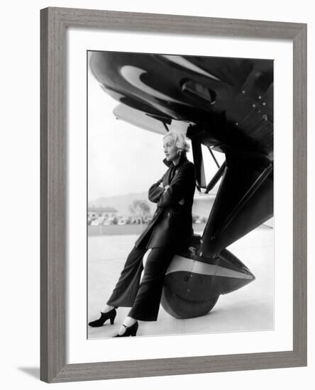 Carole Lombard, 1935-null-Framed Photo