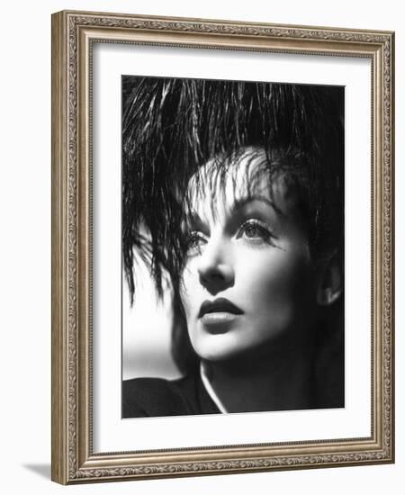 Carole Lombard, 1941-null-Framed Photographic Print