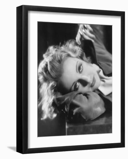 Carole Lombard-null-Framed Photographic Print