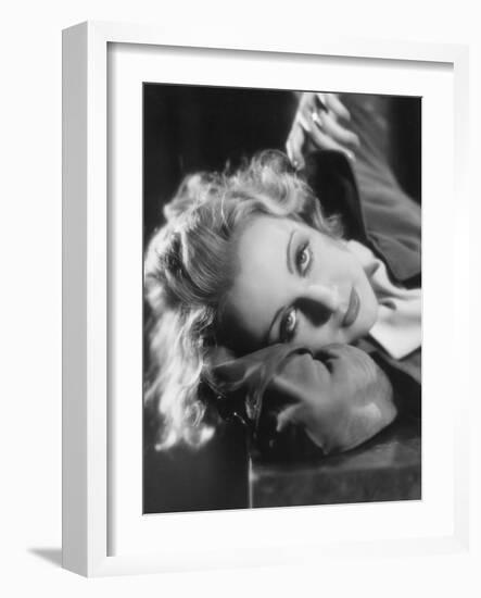 Carole Lombard-null-Framed Photographic Print